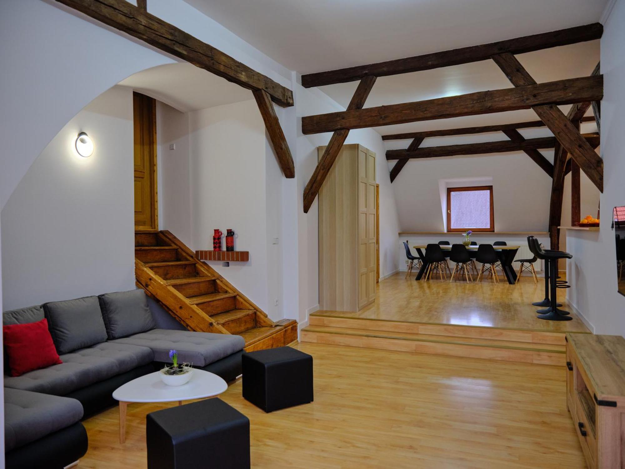 Urania Apartamenty Kowary Ruang foto