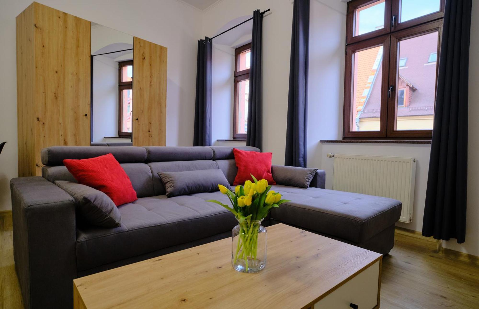 Urania Apartamenty Kowary Ruang foto